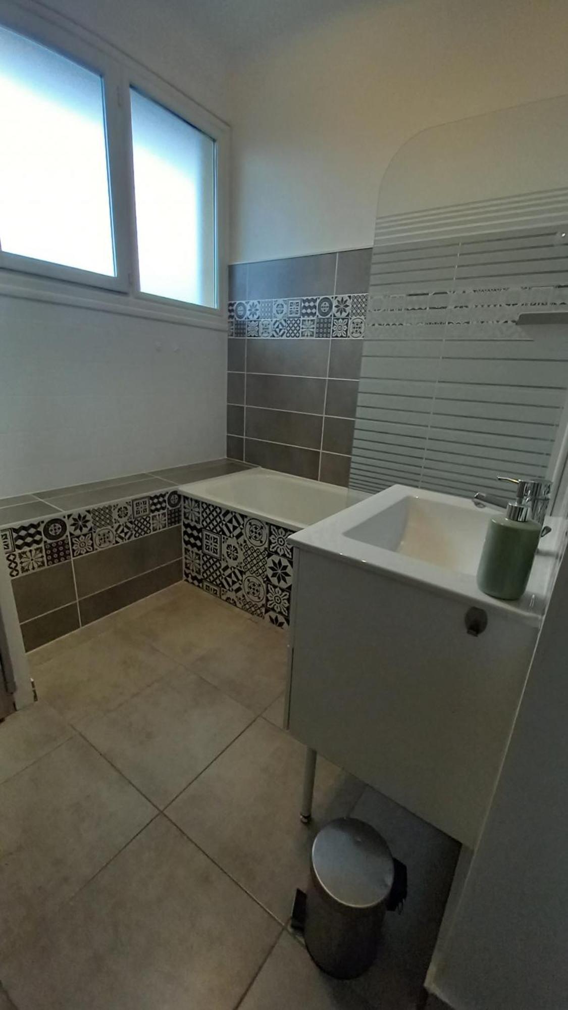 Le Voltaire -2 Chambres- 70M2- Hypercentre-Parking-Wifi Fibre- Nouvelle Literie Tarbes Eksteriør bilde